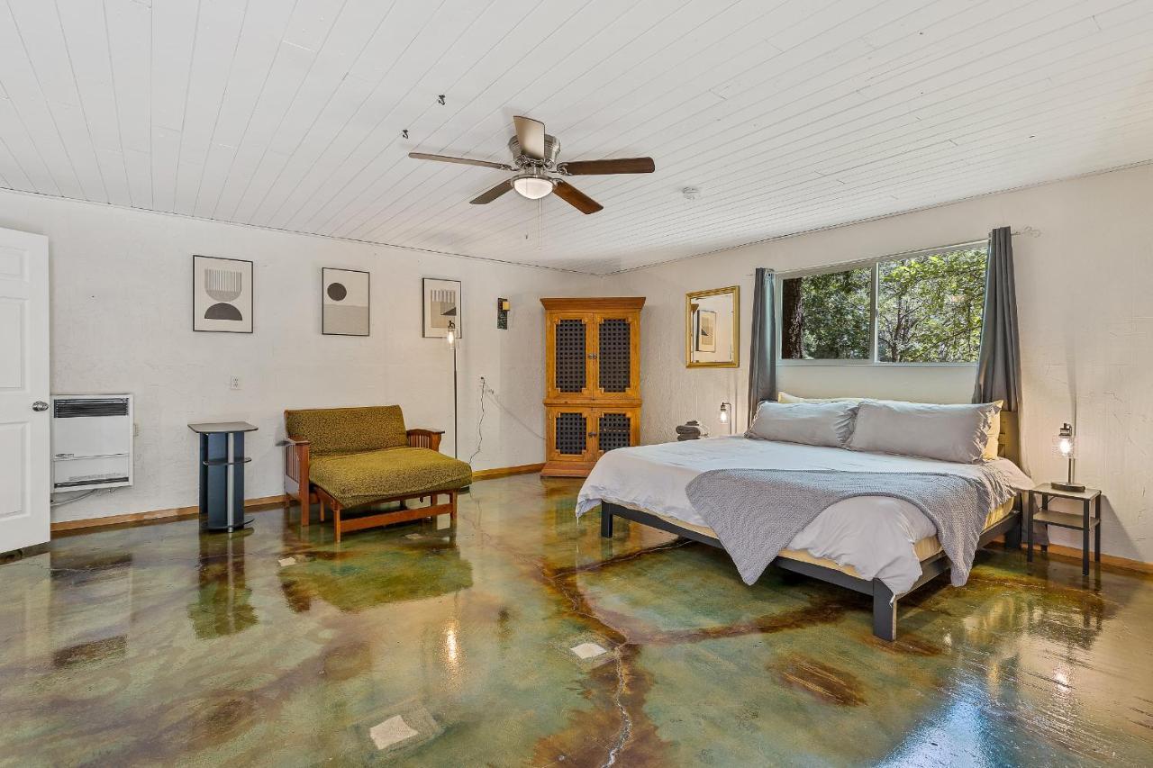Captivating Continental Country Club Retreat With 4 Bdr And Spacious Deck! Flagstaff Exterior foto
