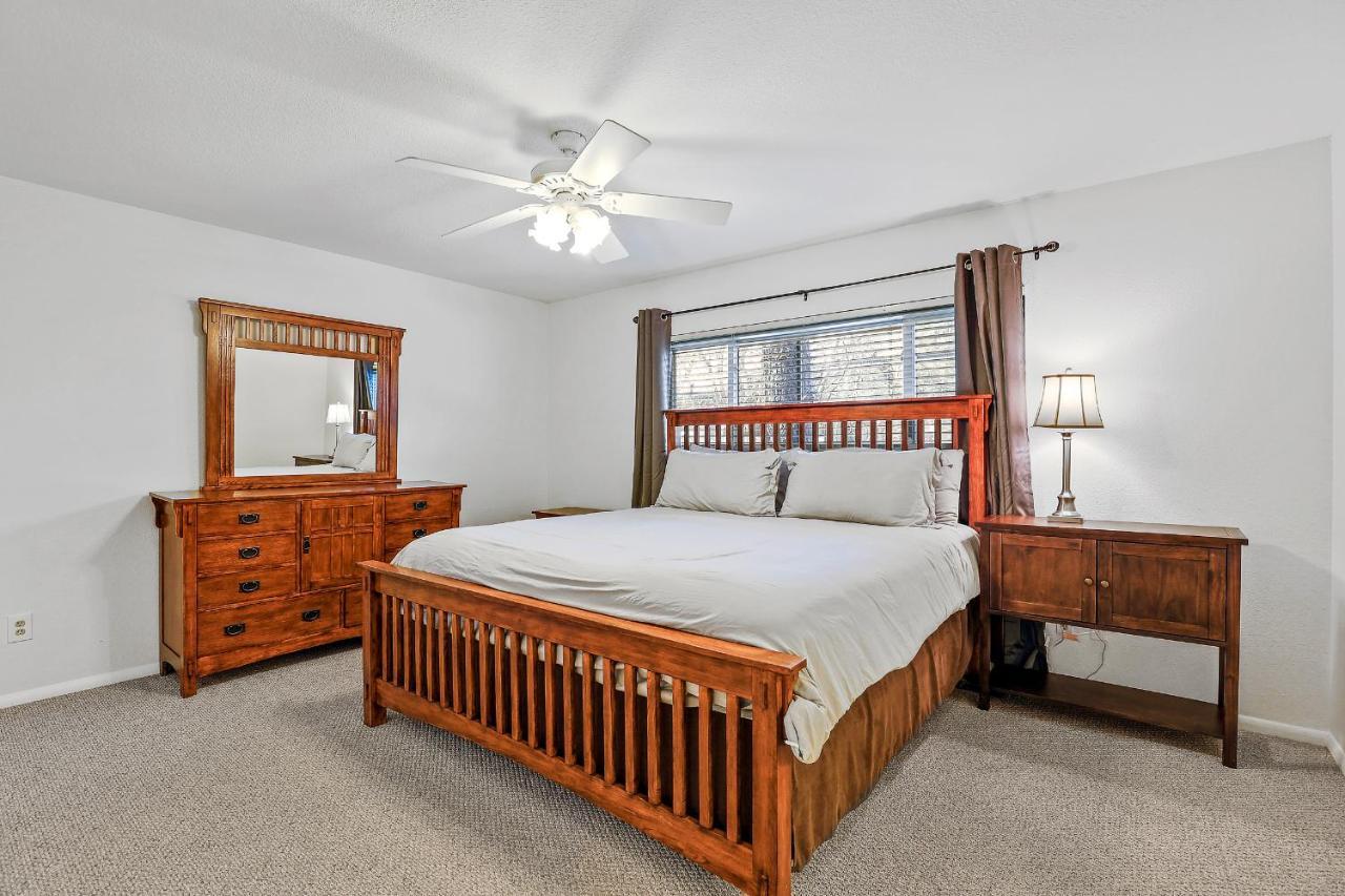 Captivating Continental Country Club Retreat With 4 Bdr And Spacious Deck! Flagstaff Exterior foto