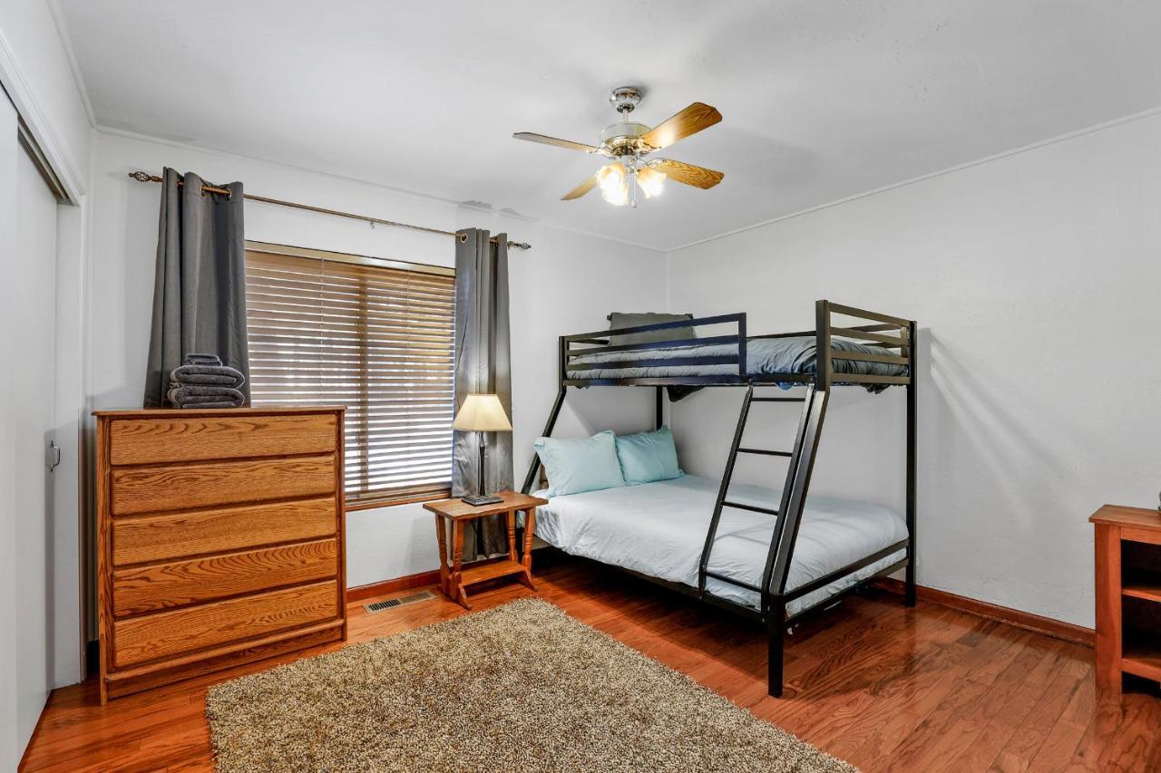 Captivating Continental Country Club Retreat With 4 Bdr And Spacious Deck! Flagstaff Exterior foto